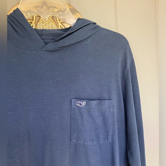 Vineyard vines long sleeve blue tee with lightweight hood - Picture 2 of 4